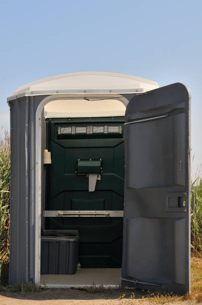 Best Best portable toilet rental  in Steele Creek, AK